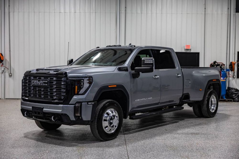 2024 GMC Sierra 3500HD Denali Ultimate 4WD - photo 1