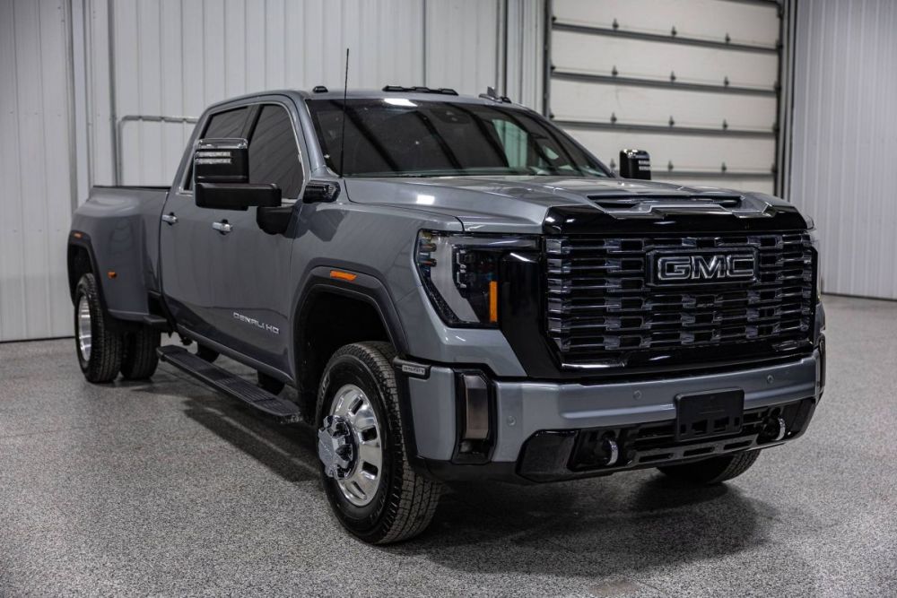 2024 GMC Sierra 3500HD Denali Ultimate 4WD - photo 7
