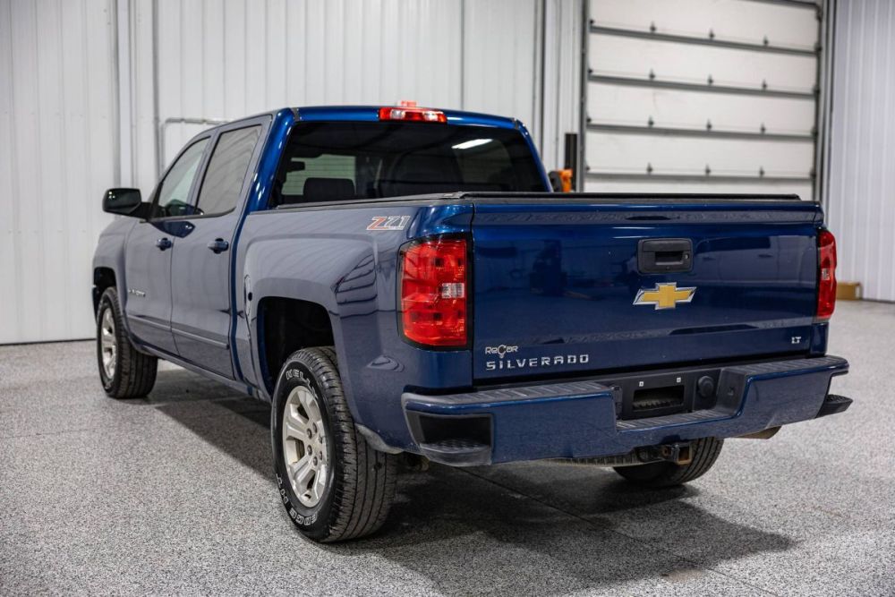 2017 Chevrolet Silverado 1500 LT Z71 4WD - photo 3