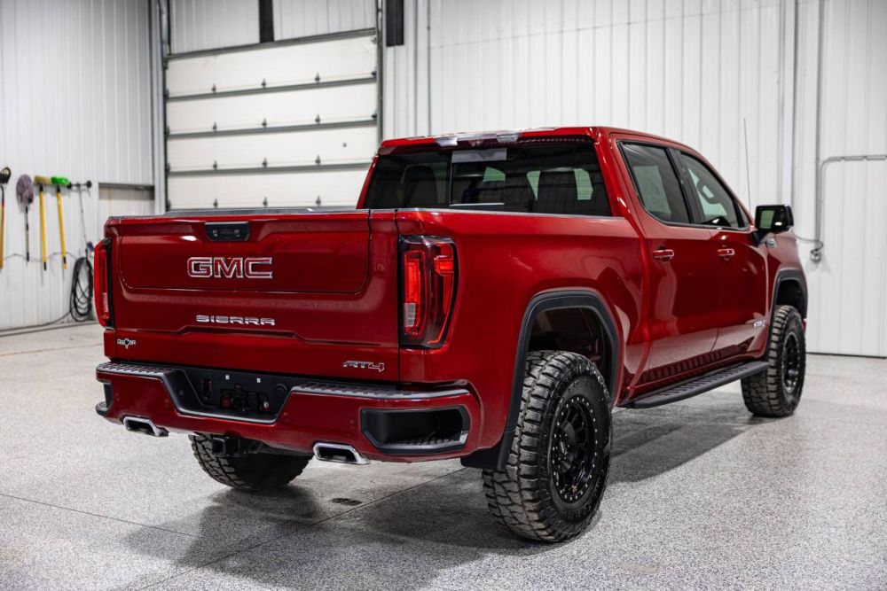 2023 GMC Sierra 1500 AT4 4WD - photo 3