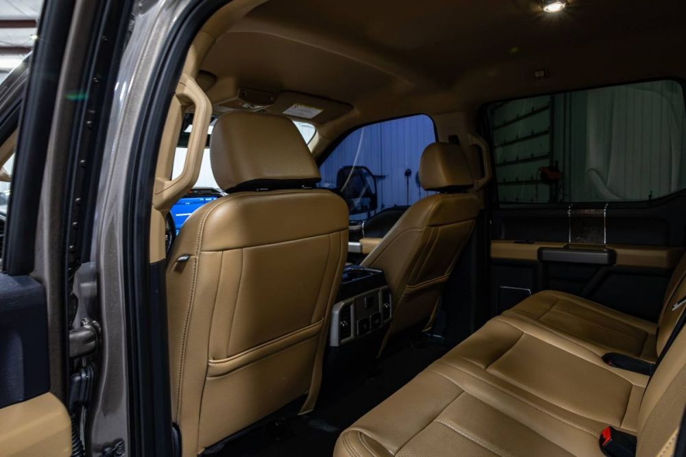 2022 Ford F-350 Super Duty Lariat 4WD - photo 9