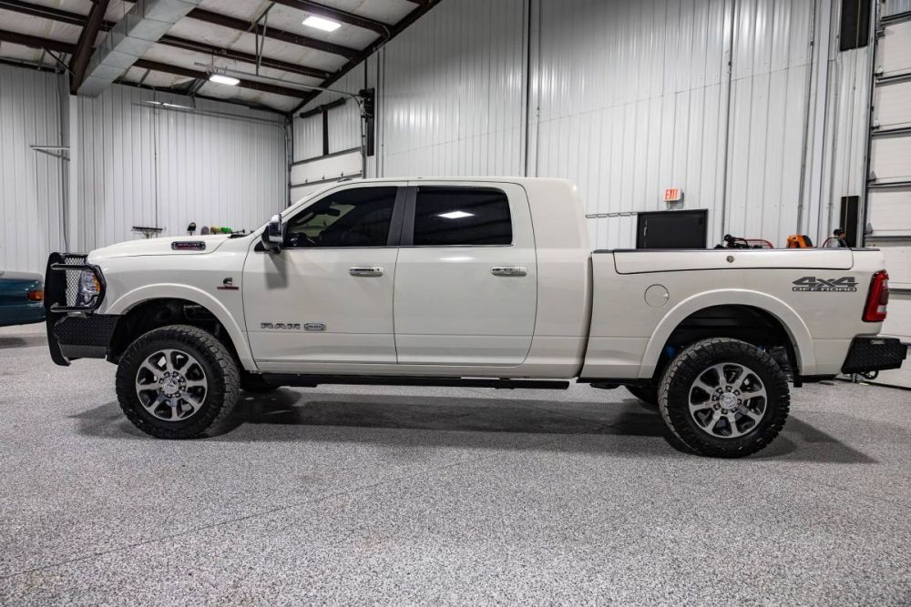 2019 Ram 2500 Laramie Longhorn 4WD - photo 2