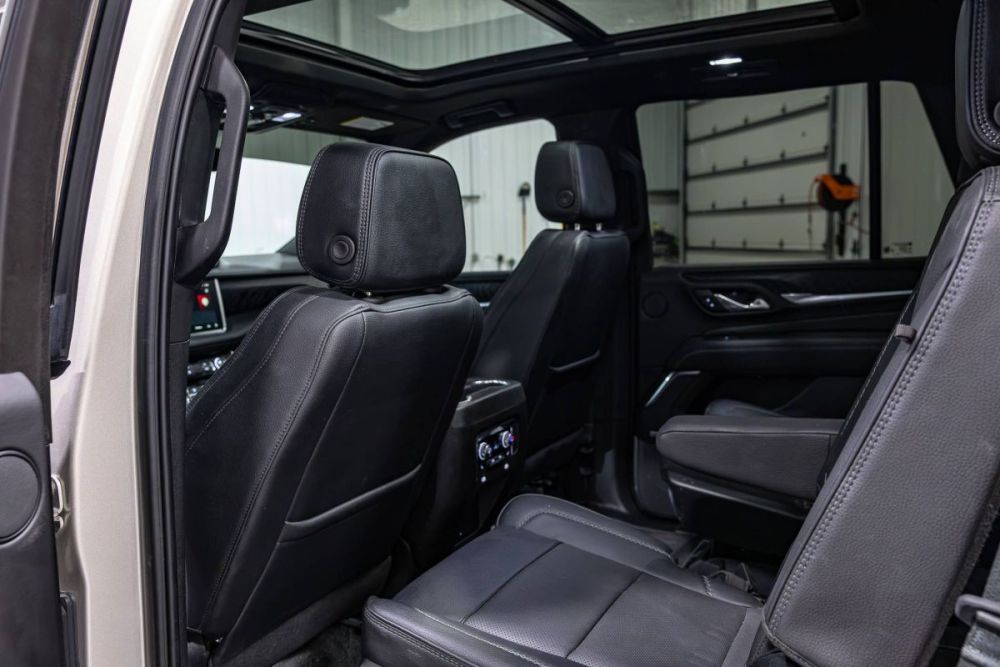 2023 GMC Yukon Denali 4WD - photo 8