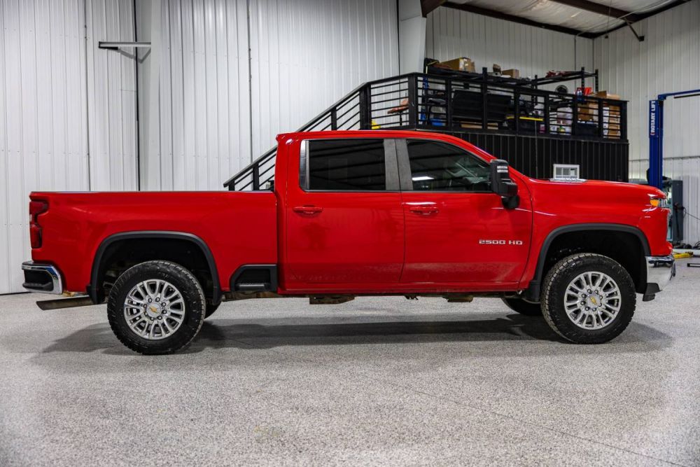 2024 Chevrolet Silverado 2500HD LT 4WD - photo 5