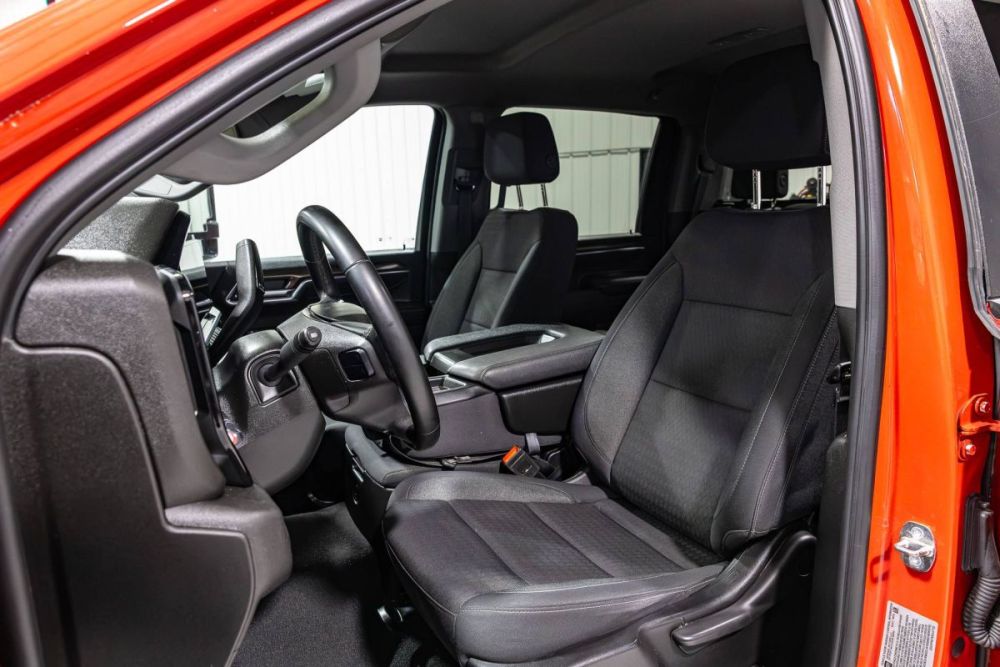 2024 Chevrolet Silverado 2500HD LT 4WD - photo 8