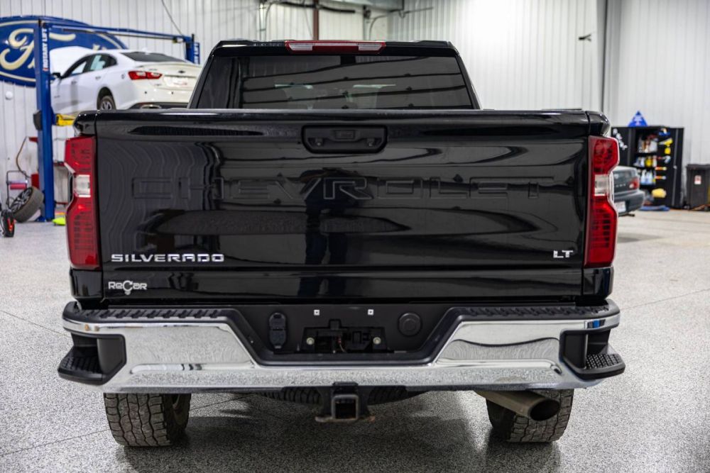 2022 Chevrolet Silverado 2500HD LT 4WD - photo 3