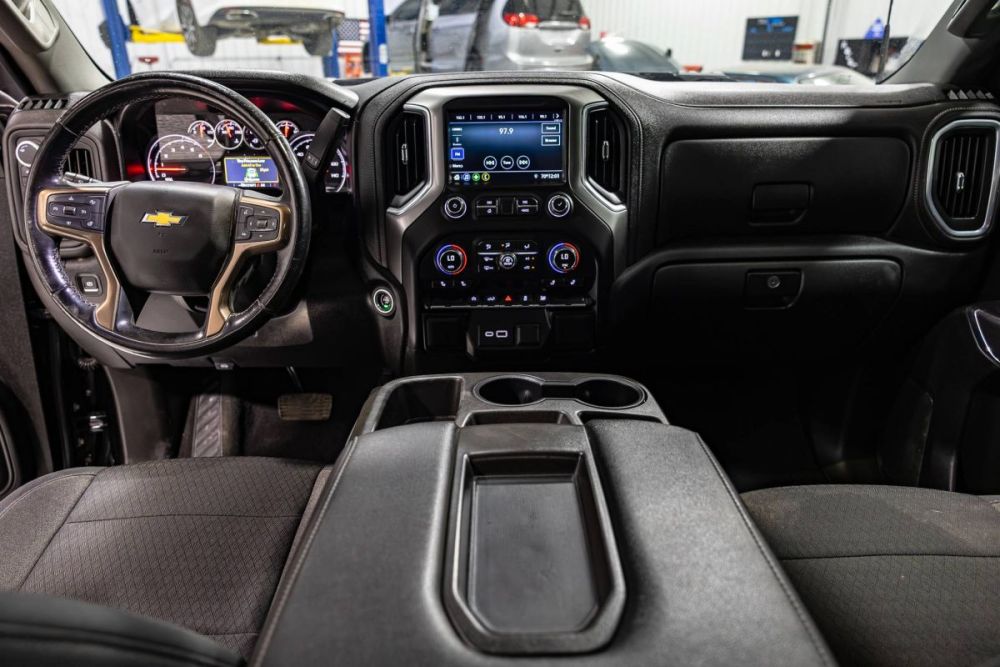 2022 Chevrolet Silverado 2500HD LT 4WD - photo 10