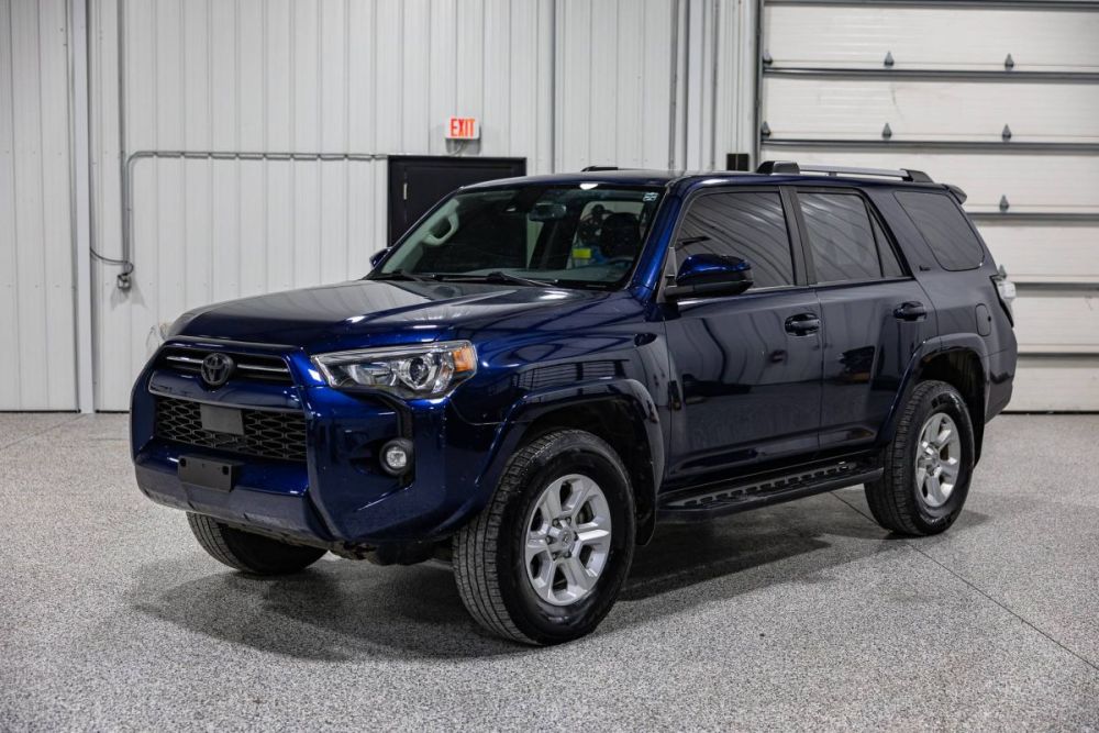 2022 Toyota 4Runner SR5 4WD - photo 1