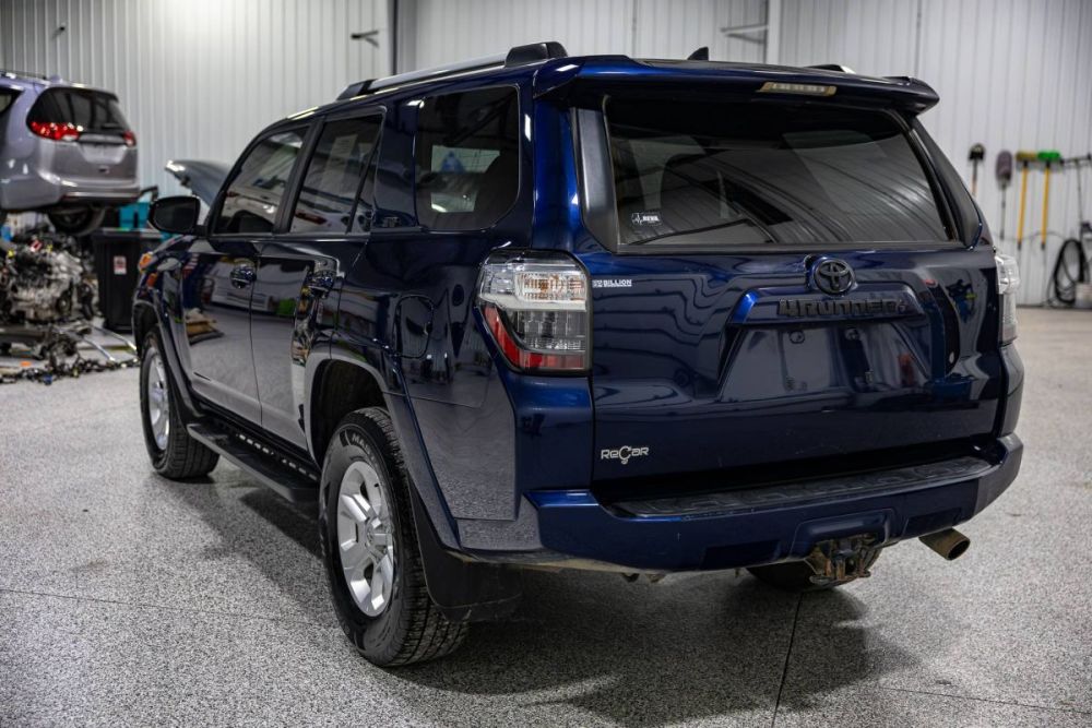 2022 Toyota 4Runner SR5 4WD - photo 3