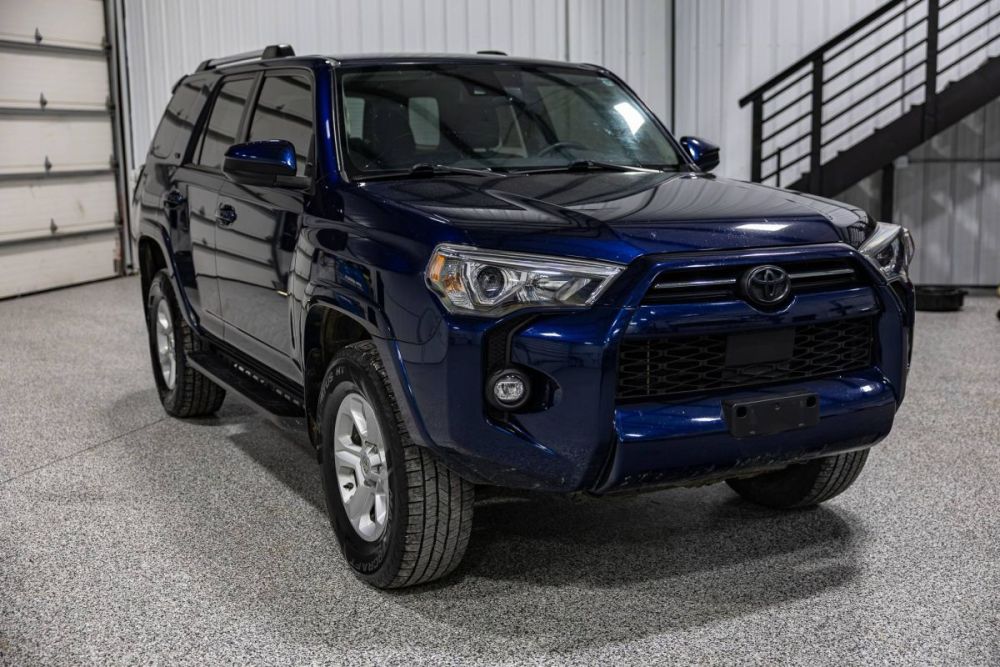 2022 Toyota 4Runner SR5 4WD - photo 5