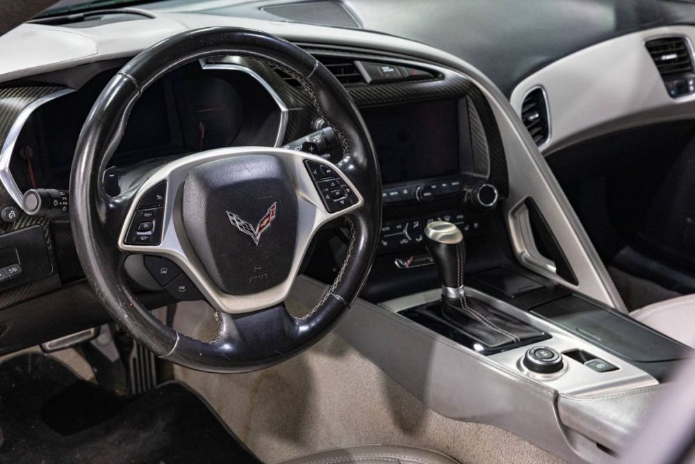 2014 Chevrolet Corvette Stingray Z51 RWD - photo 12