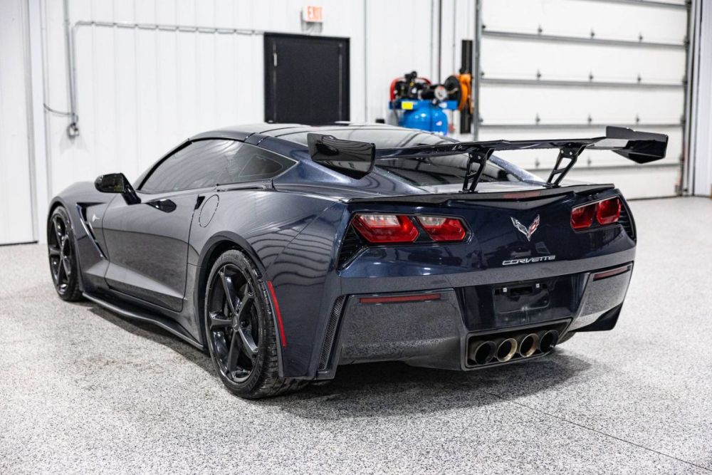 2014 Chevrolet Corvette Stingray Z51 RWD - photo 3