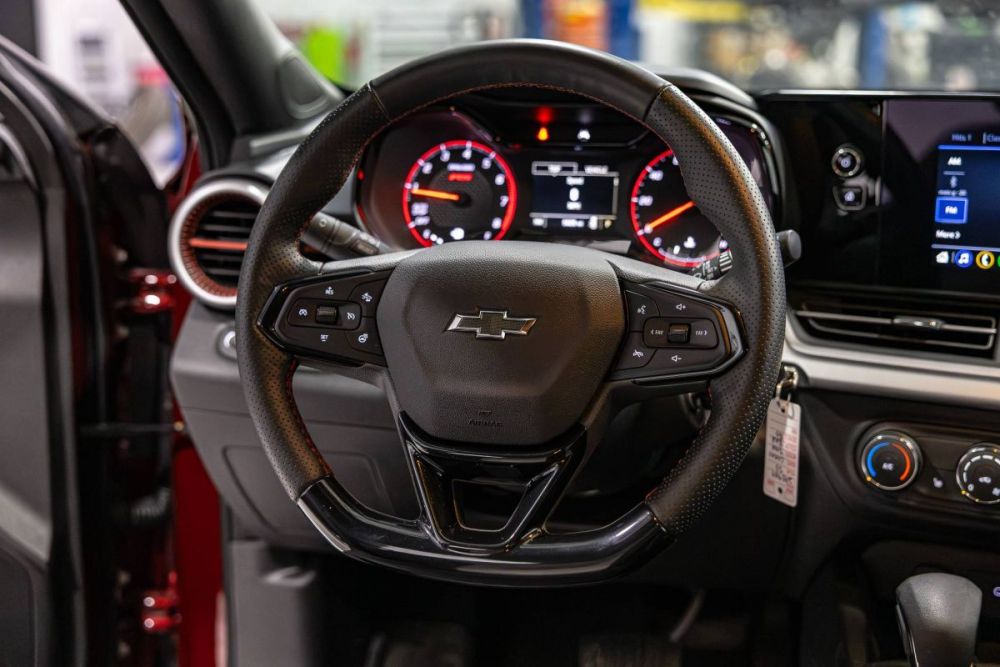 2025 Chevrolet Trax RS FWD - photo 13