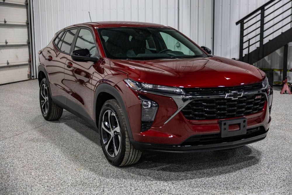 2025 Chevrolet Trax RS FWD - photo 7