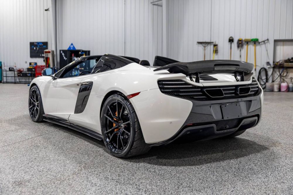 2016 McLaren 650S Spider - photo 4