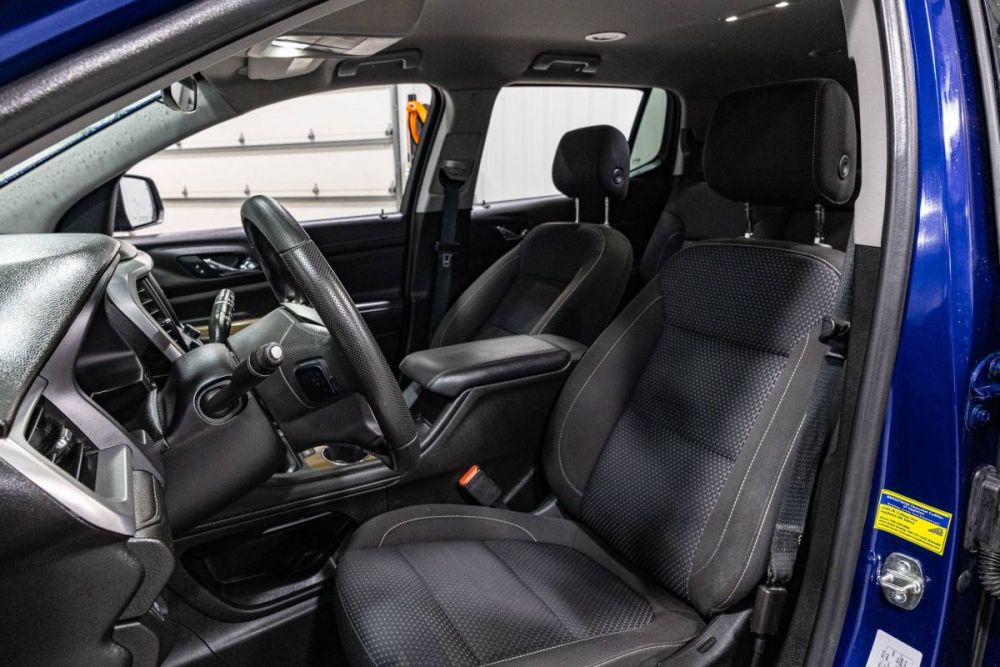 2023 GMC Acadia SLE AWD - photo 8