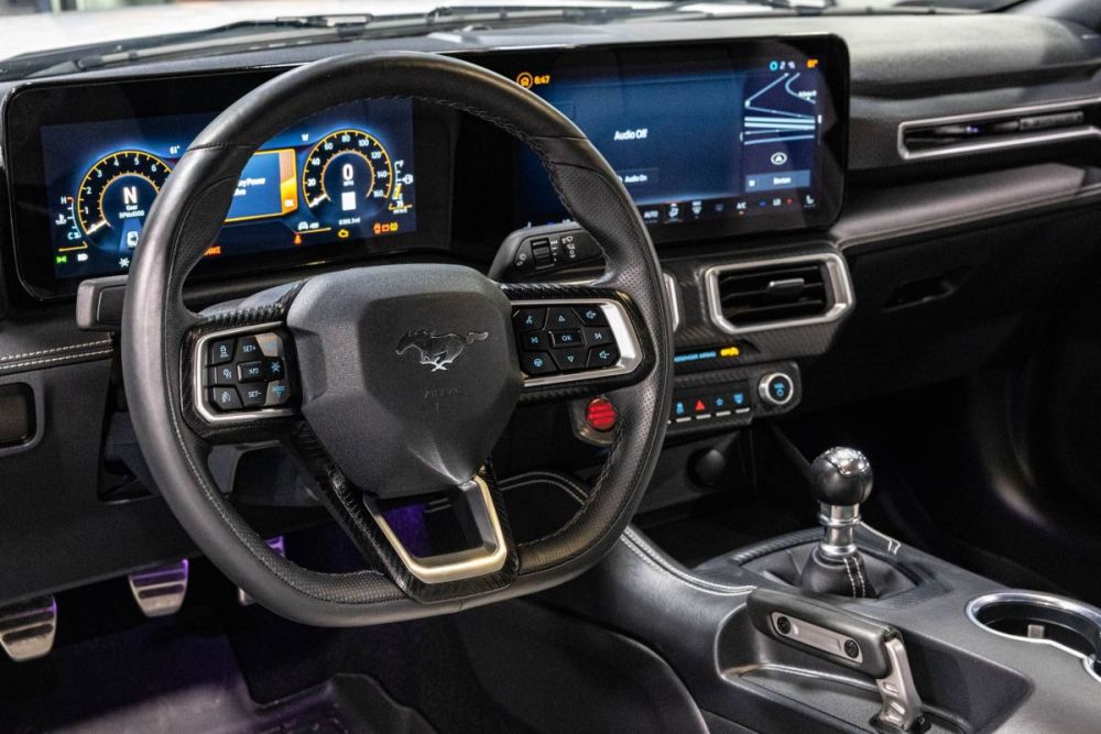 2025 Ford Mustang GT Coupe Premium - photo 12