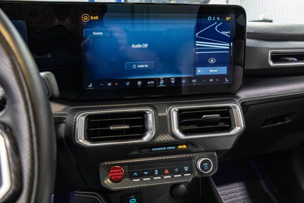 2025 Ford Mustang GT Coupe Premium - photo 13