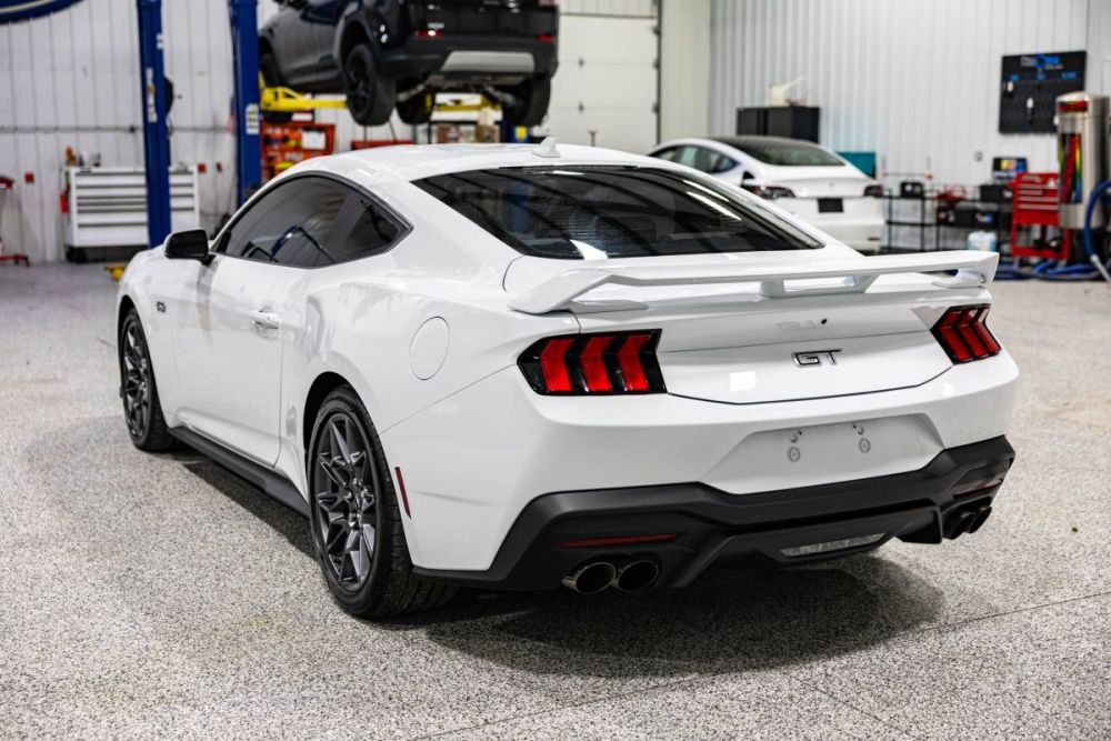 2025 Ford Mustang GT Coupe Premium - photo 3