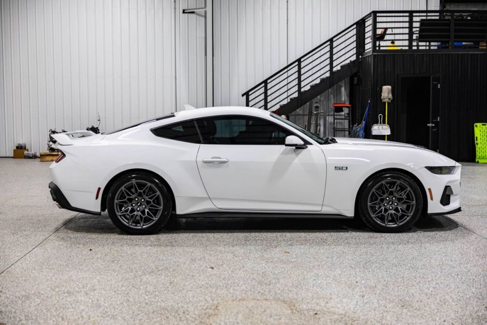 2025 Ford Mustang GT Coupe Premium - photo 6