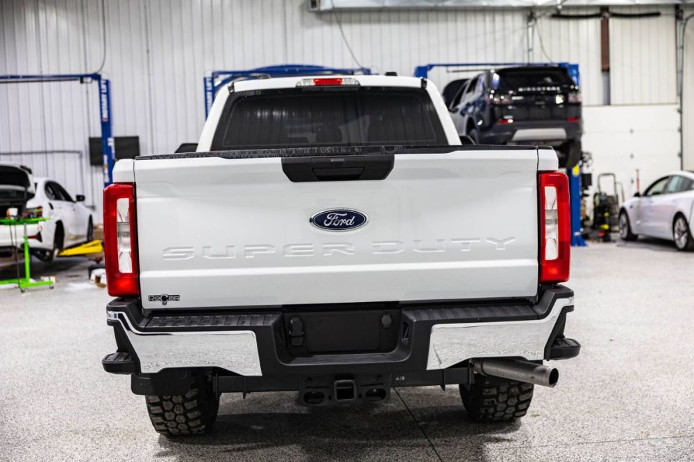 2026 Ford F-250 Super Duty XL 4WD - photo 4