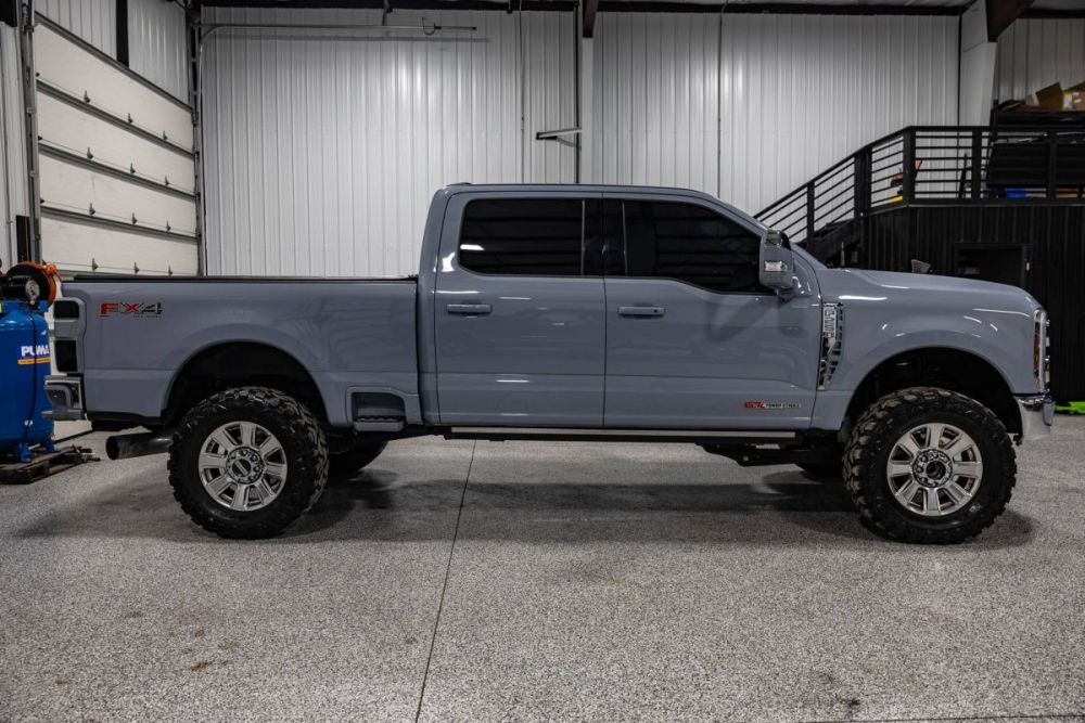 2025 Ford F-250 Super Duty Lariat 4WD - photo 6