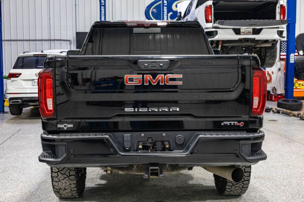 2023 GMC Sierra 2500HD AT4 4WD - photo 4