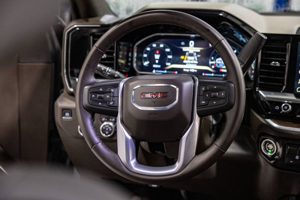 2026 GMC Sierra 2500HD SLT 4WD - photo 14