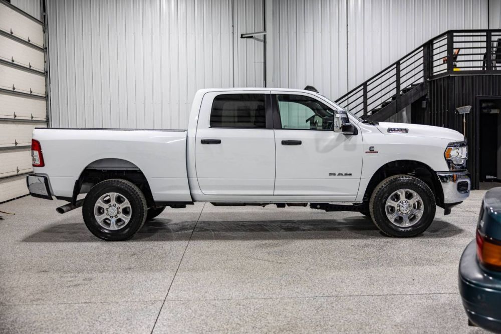 2023 Ram 2500 Big Horn 4WD - photo 2