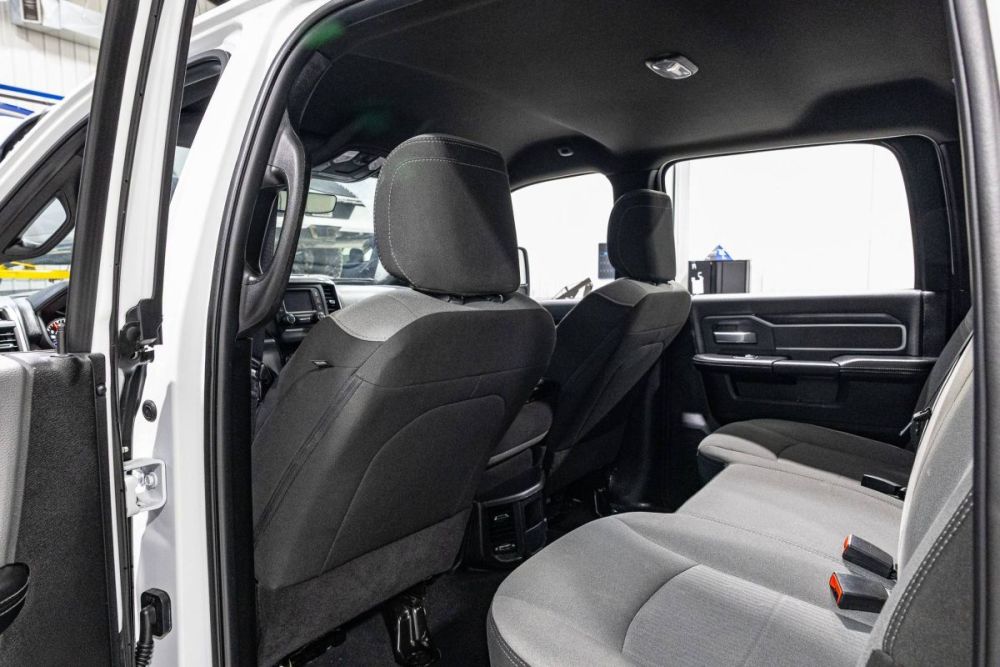 2023 Ram 2500 Big Horn 4WD - photo 10