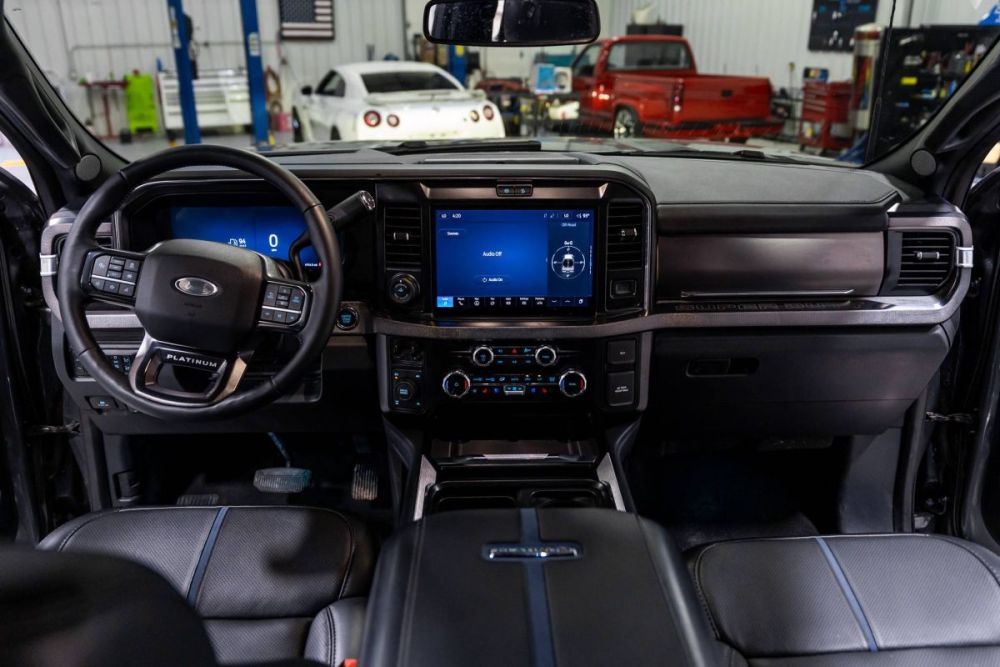 2026 Ford F-250 Super Duty Platinum 4WD - photo 13