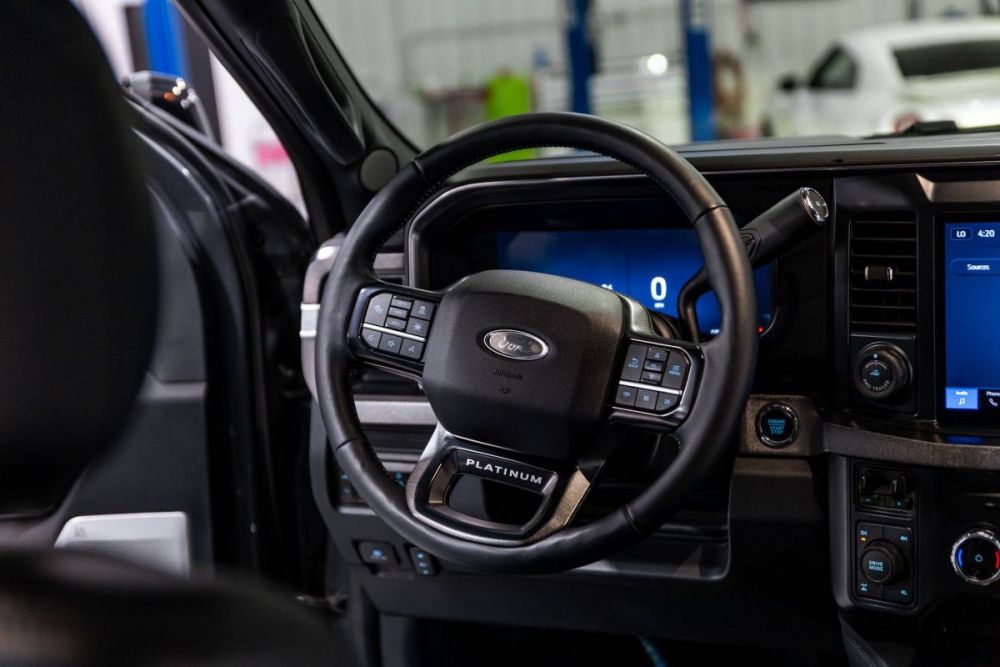 2026 Ford F-250 Super Duty Platinum 4WD - photo 14