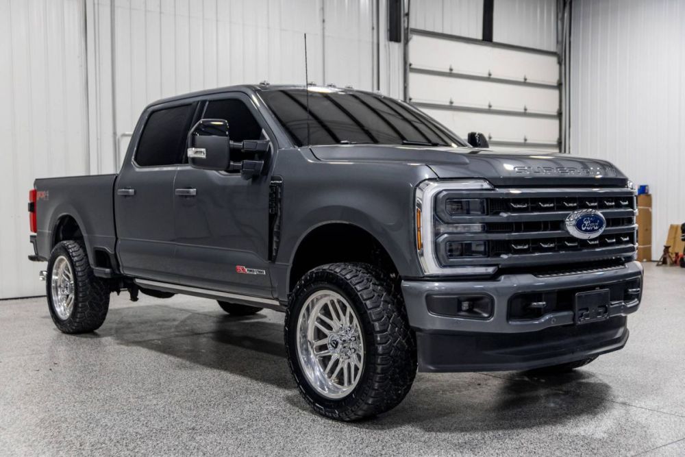 2026 Ford F-250 Super Duty Platinum 4WD - photo 8