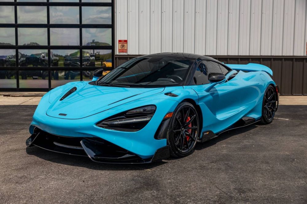 2021 McLaren 765LT - photo 2