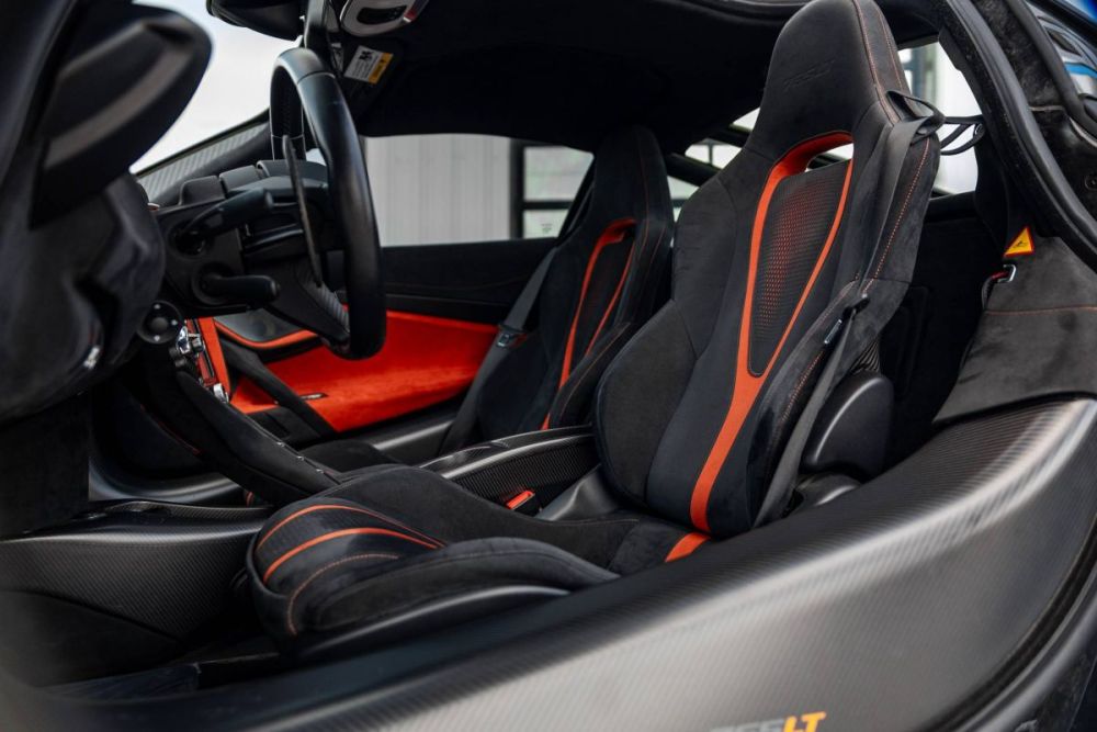 2021 McLaren 765LT - photo 11