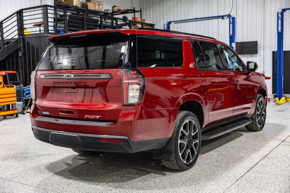 2021 Chevrolet Suburban RST RWD - photo 4