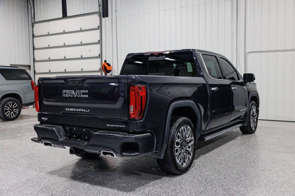 2022 GMC Sierra 1500 Denali Ultimate 4x4 - photo 3