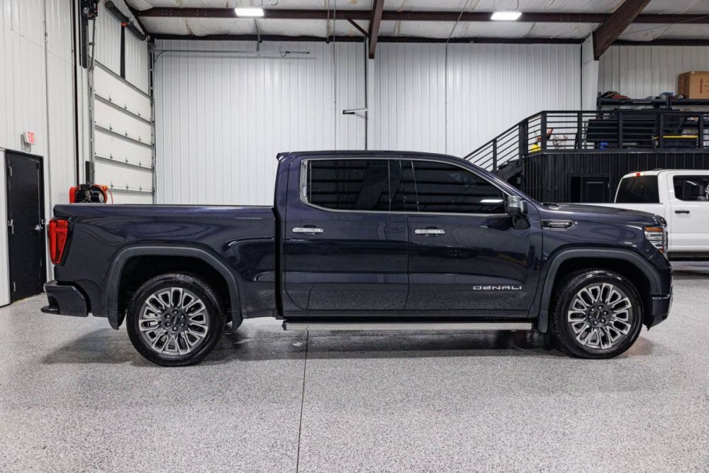 2022 GMC Sierra 1500 Denali Ultimate 4x4 - photo 4