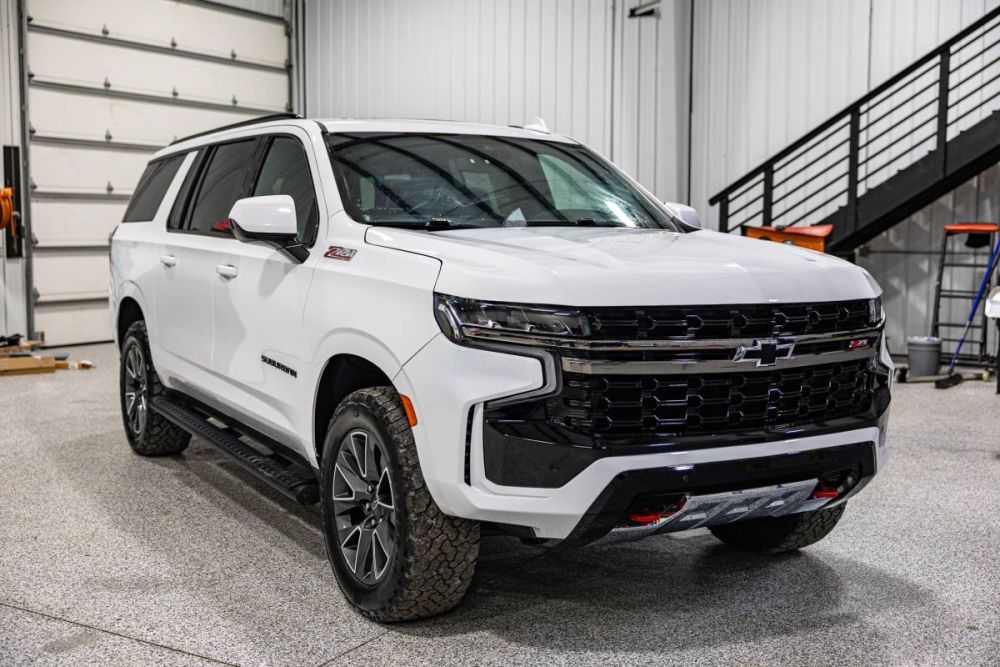 2023 Chevrolet Suburban Z71 4WD - photo 7