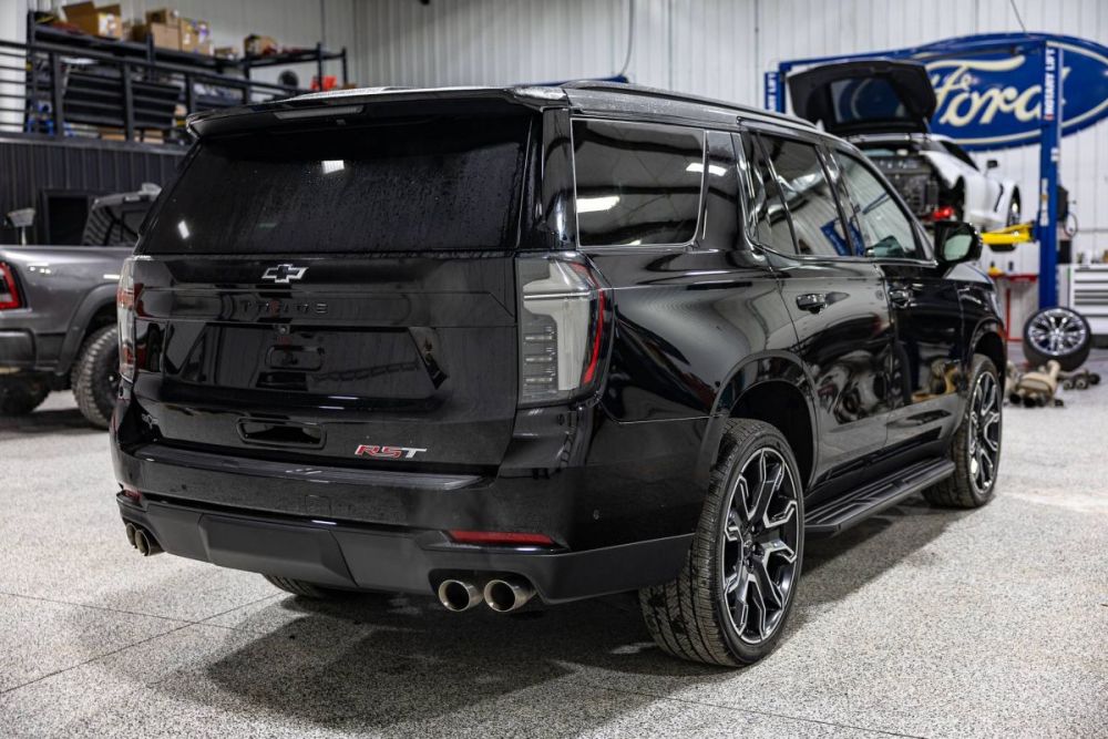 2026 Chevrolet Tahoe RST 4WD - photo 3