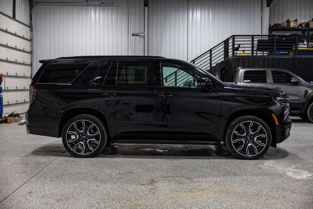 2026 Chevrolet Tahoe RST 4WD - photo 4