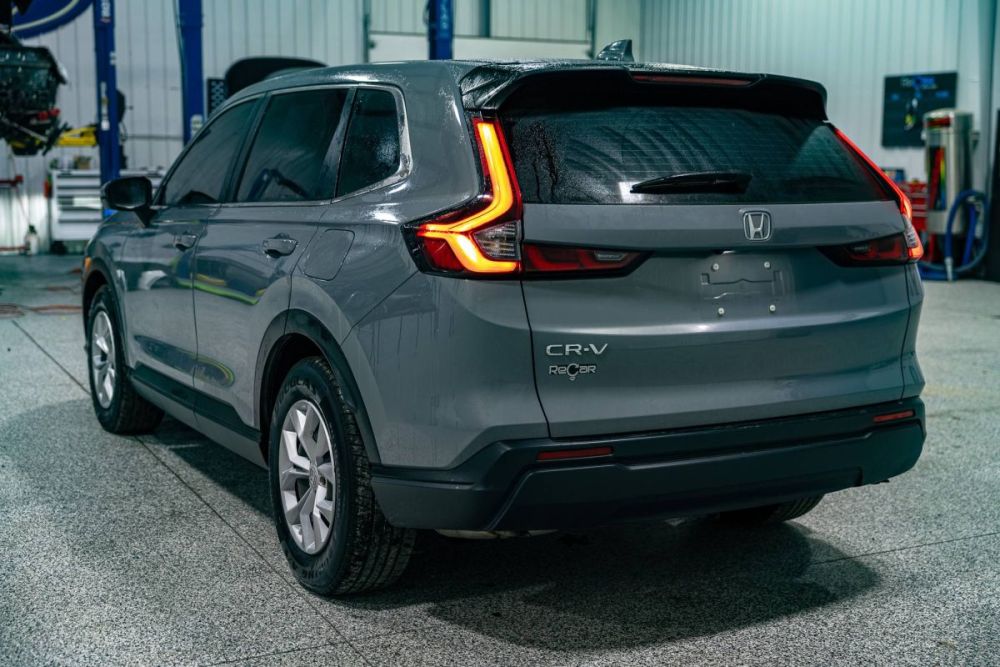 2023 Honda CR-V LX FWD - photo 3