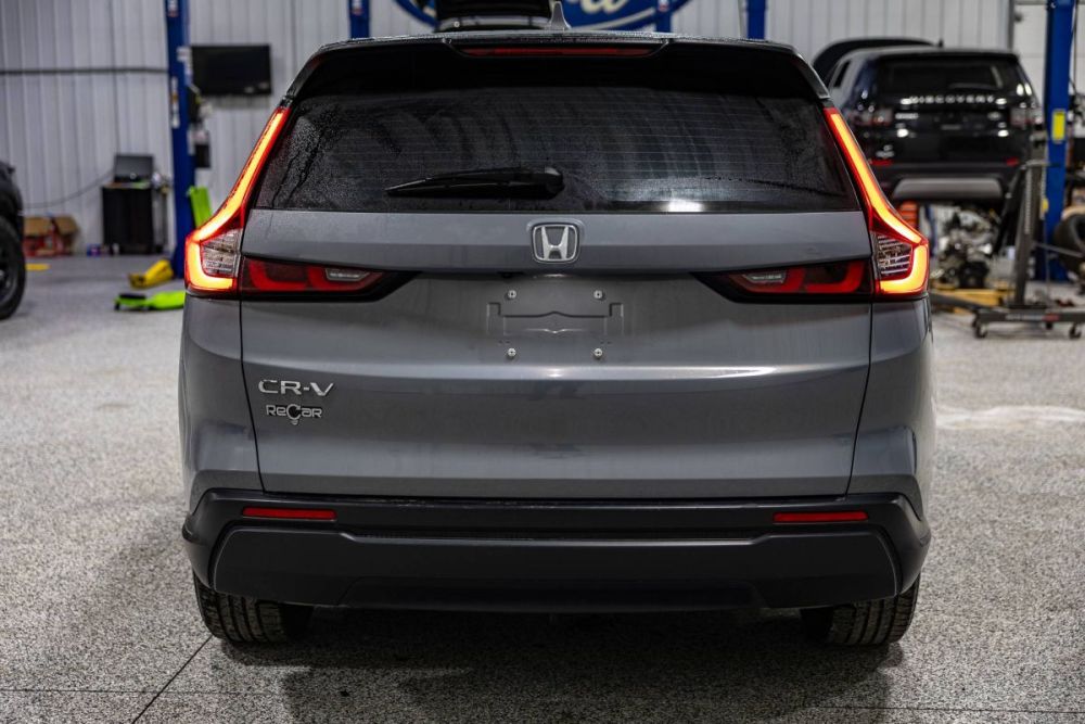 2023 Honda CR-V LX FWD - photo 4
