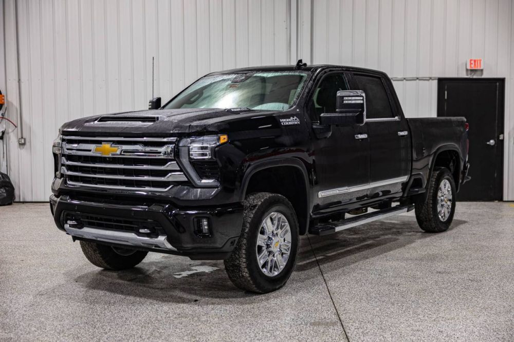 2024 Chevrolet Silverado 2500HD High Country 4WD - photo 1