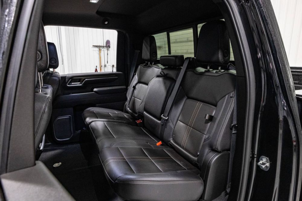2024 Chevrolet Silverado 2500HD High Country 4WD - photo 11