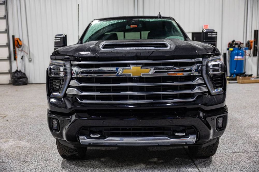 2024 Chevrolet Silverado 2500HD High Country 4WD - photo 8