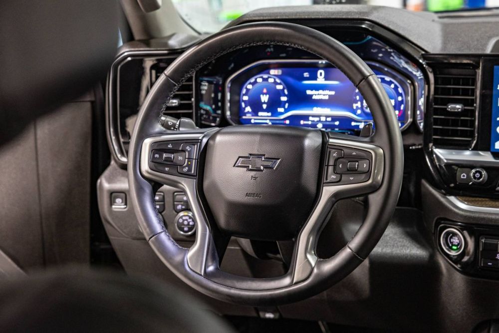 2025 Chevrolet Silverado 1500 LT Trail Boss 4WD - photo 13