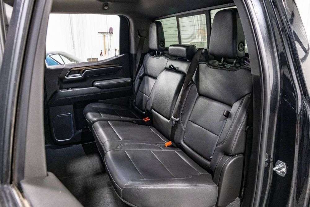 2025 Chevrolet Silverado 1500 LT Trail Boss 4WD - photo 10