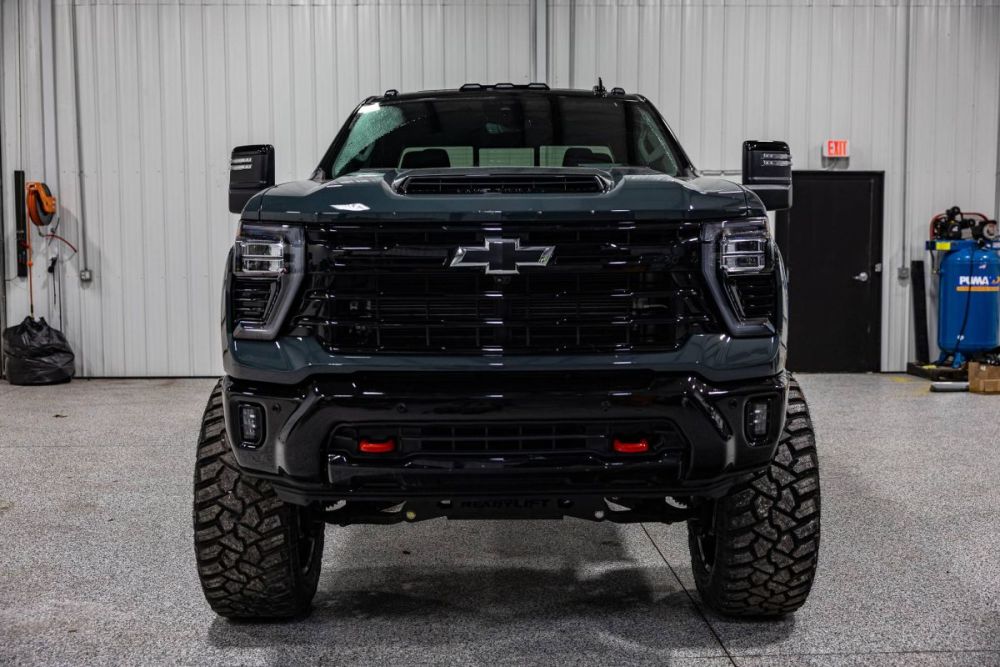 2026 Chevrolet Silverado 2500HD LTZ 4WD - photo 8