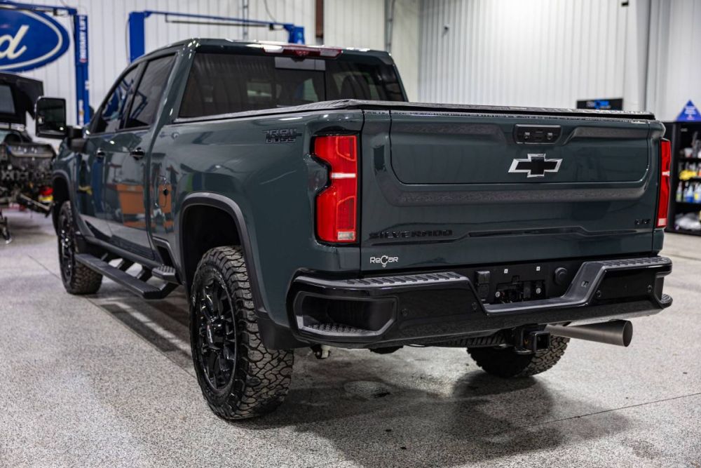 2026 Chevrolet Silverado 2500HD LTZ 4WD - photo 3